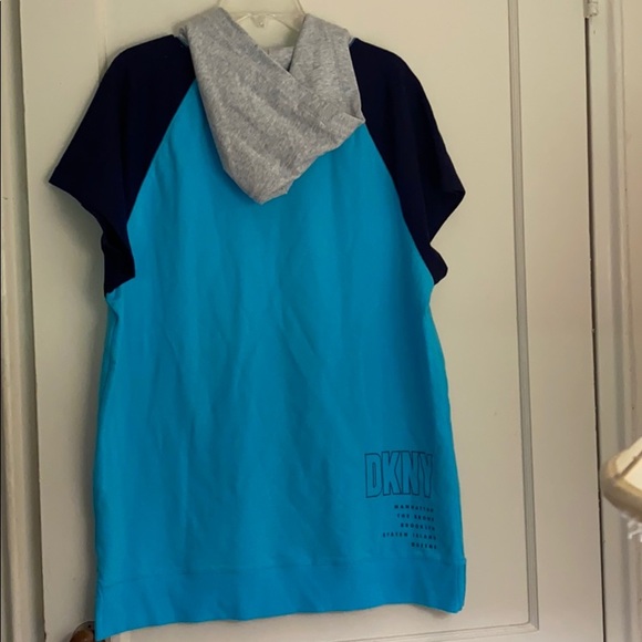 NWT men’s DKNY sport short sleeve with hood - Picture 8 of 11